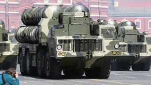 العرض العسكري في موسكو 2009  (CC BY www.Kremlin.ru)