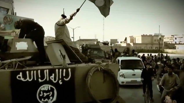صورة مأخوذة من شريط فيديو صدر يوم 17 مارس 2014 من قبل الدولة الإسلامية في العراق والشام (داعش).
  AFP PHOTO / HO / AL
-FURQAN MEDIA