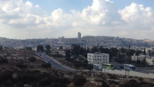 حي جيفعات هاماتوس في القدس   Joshua Davidovich/Times of Israel)