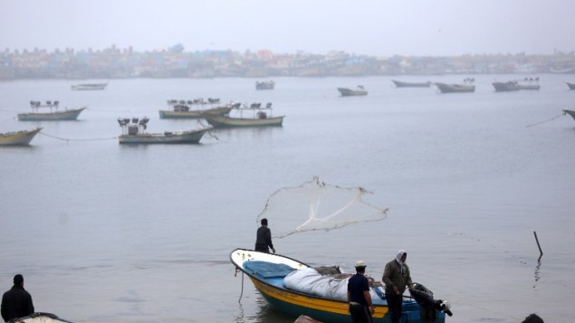 25 يناير،2015. ميناء غزة . AFP PHOTO / MAHMUD HAMS