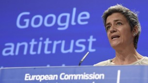 لمفوضة الاوروبية المكلفة ملف غوغل مارغريتي فيستاغر، 14 ابريل 2015 (JOHN THYS / AFP)