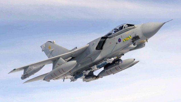 صورة توضيحية لطائرة حربية من طراز تورنيدو (SAC Scott Ferguson/MOD via Wikimedia Commons)