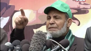 محمود الزهار خلال كلمة في مسيرة لحركة حماس في غزة، 14 ديسمبر، 2015. (YouTube screenshot)