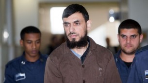 خالد قطينة، الفلسطيني الذي قام بتنفيذ هجوم دهس أسفر عن مقتل شاب إسرائيلي وإصابة مواطنة أخرى في المحكمة المركزية في القدس، 13 أبريل، 2016. (Yonatan Sindel/Flash90)