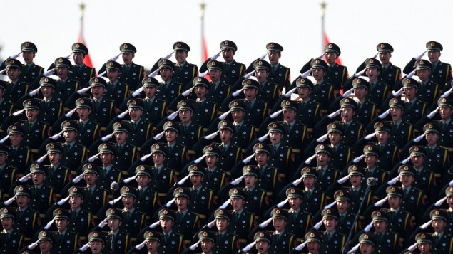 جنود صيوينون خلال مسيرة عسكرية في بكين، 3 سبتمبر 2015 (WANG ZHAO / POOL / AFP)