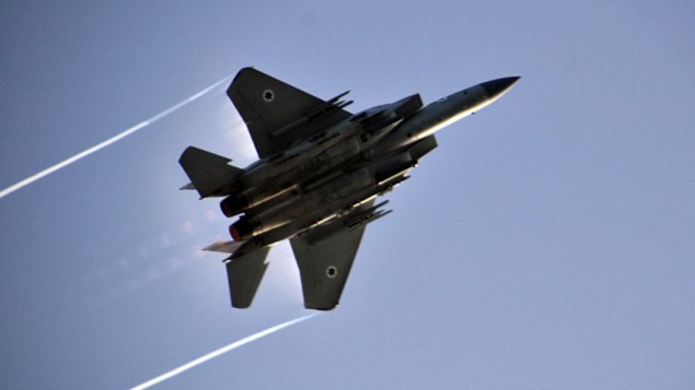 طائرة F-15 تابعة لسلاح الجو الإسرائيلي خلال تمرين في هضبة الجولان، 23 فبراير، 2014. (Gu Ashash/Israel Air Force/Flickr) طائرة F-15 تابعة لسلاح الجو الإسرائيلي خلال تمرين في هضبة الجولان، 23 فبراير، 2014. (Gu Ashash/Israel Air Force/Flickr)