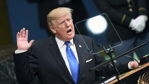 الرئيس الأمريكي دونالد ترامب يخطب أمام الجمعية العامة السنوية ال 72 للأمم المتحدة في نيويورك في 19 سبتمبر 2017. (AFP PHOTO / Jewel SAMAD)