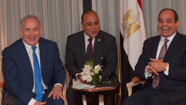 رئيس الوزراء بنيامين نتنياهو يلتقي بالرئيس المصري عبد الفتاح السيسي في نيويورك، 19 سبتمبر 2017 (Avi Ohayun)