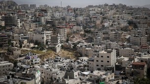 صورة لحي سلوان في القدس الشرقية، 27 مايو، 2015. (Nati Shohat/Flash90)