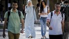 صورة للتوضيح: طلاب عرب إسرائيليين في حرم الجامعة العبرية في غيفعات رام، في اليوم الأول من العام الدارسي، 26 أكتوبر، 2014. (Miriam Alster/Flash90)