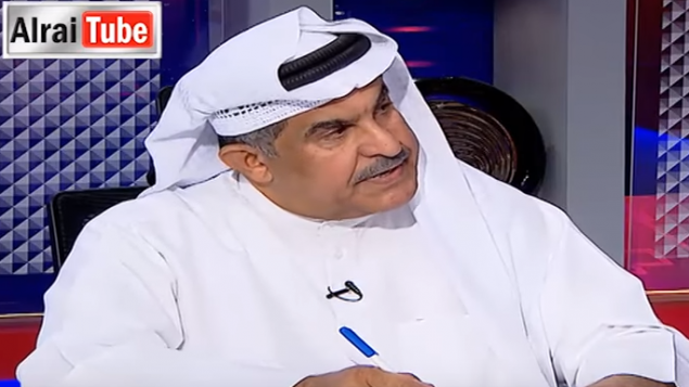 الكاتب الكويتي عبد الله الهدلق خلال مقابلة على قناة الرأي (YouTube screenshot)