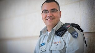 الناطق باسم الجيش الإسرائيلي باللغة العربية، أفيحاي أدرعي في وزارة الخارجية في القدس، 6 سبتمبر، 2017. (Yonatan Sindel/Flash90)