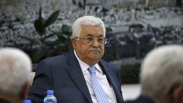 رئيس السلطة الفلسطينية محمود عباس يترأس جلسة اللجنة التنفيذية لمنظمة التحرير الفلسطينية، في مقر السلطة الفلسطينية في رام الله، 15 سبتمبر 2018 (AFP / ABBAS MOMANI)