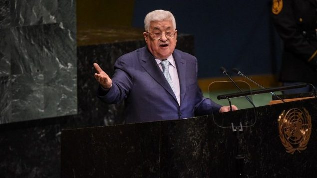 رئيس السلطة الفلسطينية محمود عباس يلقي خطابا أمام الجمعية العامة للأمم المتحدة في 27 سبتمبر 2018 في مدينة نيويورك. (Stephanie Keith/Getty Images/AFP)