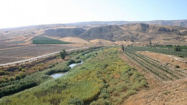 منظر لنهر الأردن، نهاريام، جزيرة السلام (Shmuel Bar-Am)