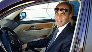 محمود أبو عصبة (48 عاما)، من بلدة حلحول في شمال الخليل، قُتل يوم الإثنين في 12 نوفمبر، 2018، عندما سقط صاروخ أطلقه مسلحون من غزة على منزل في مدينة أشكلون الساحلية في جنوب إسرائيل.  (Twitter screen capture)