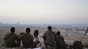 جنود إسرائيليون يشاركون في تمرين لمحاكاة حرب في قطاع غزة في يوليو 2018. (Israel Defense Forces)