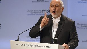 وزير الخارجية الإيراني، محمد جواد ظريف، خلال مؤتمر ميونخ للأمن في ميونخ، ألمانيا، 17 فبراير، 2019. (AP Photo/Kerstin Joensson)