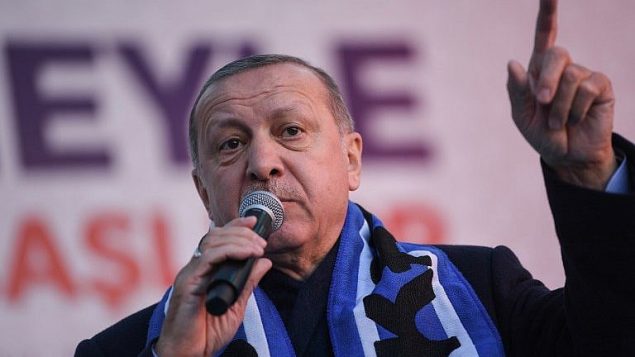 الرئيس التركي رجب طيب إردوغان خلال خطاب في اسطنبول، 5 مارس 2019 (Lefteris Pitarakis/AP)