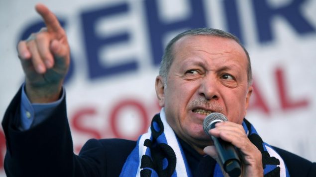 الرئيس التركي رجب طيب إردوغان خلال خطاب في اسطنبول، 5 مارس 2019 (Lefteris Pitarakis/AP)