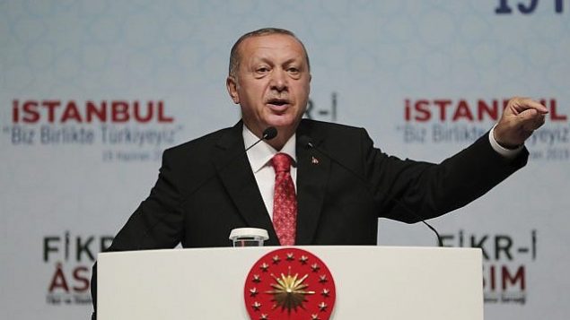الرئيس التركي رجب طيب إردوغان، في إسطنبول، 19 يونيو، 2019.  (Presidential Press Service via AP, Pool)