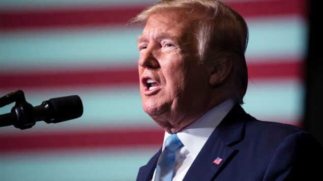 الرئيس الأمريكي دونالد ترامب في ميامي، 3 يناير 2020 (AP/Evan Vucci)