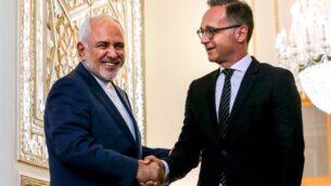 وزير الخارجية الإيراني محمد جواد ظريف (يسار) يستقبل نظيره الألماني هيكو ماس في العاصمة طهران، 10 يونيو 2019. (ATTA KENARE / AFP)
