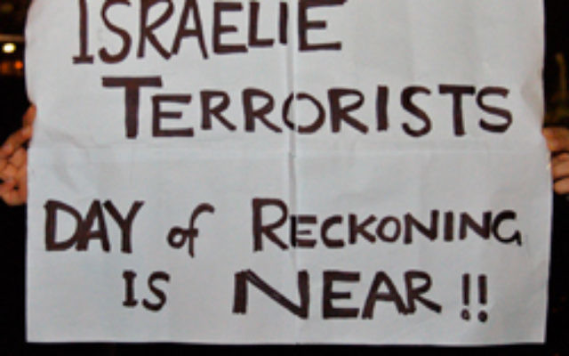 Thousands thronged to a pro-Palestinian protest in Sydney. Photo: Benjamin Holzman Thousands thronged to a pro-Palestinian protest in Sydney. Photo: Benjamin Holzman