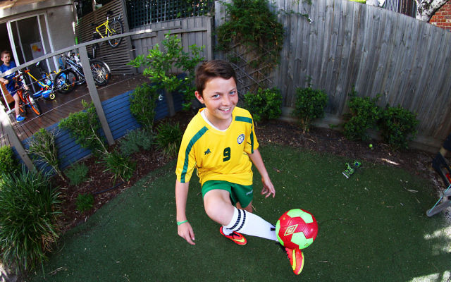 Yudi Vorchheimer shows his ball control in the green-and-gold uniform. Photo: Peter Haskin