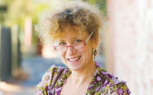 Author Leah Kaminsky Author Leah Kaminsky