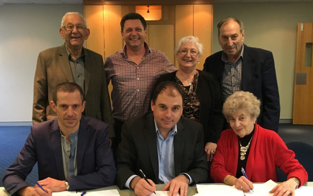 Back Row (left to right): Ivan Kaplan, John Naiman, Anna Marks, John Roozendaal. Front Row (left to right): Daniel Rubinstein, Jonathan Leib, Dorrit Mahemoff. Back Row (left to right): Ivan Kaplan, John Naiman, Anna Marks, John Roozendaal. Front Row (left to right): Daniel Rubinstein, Jonathan Leib, Dorrit Mahemoff.