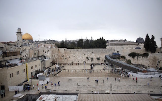 A view of the Western Wall and the Dome of the Rock in Jerusalem. Photo: Ahmad Gharabli/AFP/Getty Images.