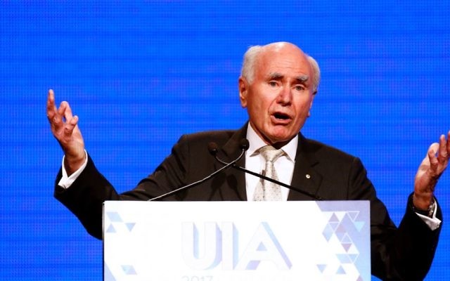 John Howard addressing the UIA Victoria gala dinner. Photo: Peter Haskin