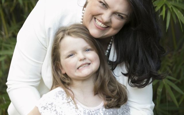 Sara Ratner with her daughter Hannah.