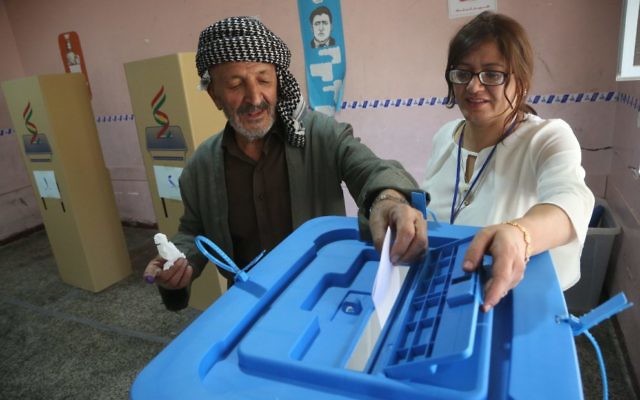 An Iraqi Kurdish man casts his vote in the Kurdish independence referendum.
Photo: Shahbazi/Iran Images/Parspix/Abacapress.com.