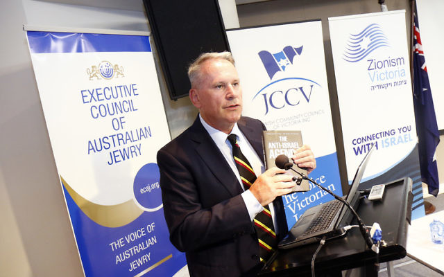 Colonel Richard Kemp with Alex Ryvchin's book, The Anti-Israel Agenda. Photo: Peter Haskin Colonel Richard Kemp with Alex Ryvchin's book, The Anti-Israel Agenda. Photo: Peter Haskin