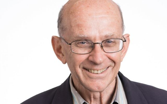Professor Bernard Tuch. Professor Bernard Tuch.