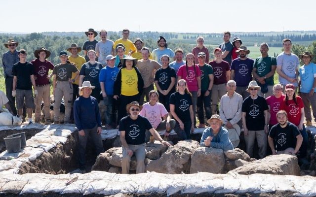 The team participated in an excavation at Khirbet el-Rai for proof that King
David ruled over Southern Judea. Photo: Jo Stephan