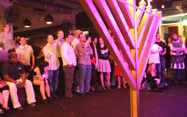Young Adult Chabad celebrated Chanukah at the Beach Road Hotel in Bondi. PHOTO: Ingrid Shakenovsky Young Adult Chabad celebrated Chanukah at the Beach Road Hotel in Bondi. PHOTO: Ingrid Shakenovsky