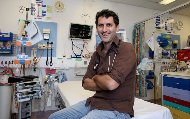 Israeli Doctor Saar Hashavya pictured in the emergency department of The Sydney Children’s Hospital in Randwick. Israeli Doctor Saar Hashavya pictured in the emergency department of The Sydney Children’s Hospital in Randwick.
