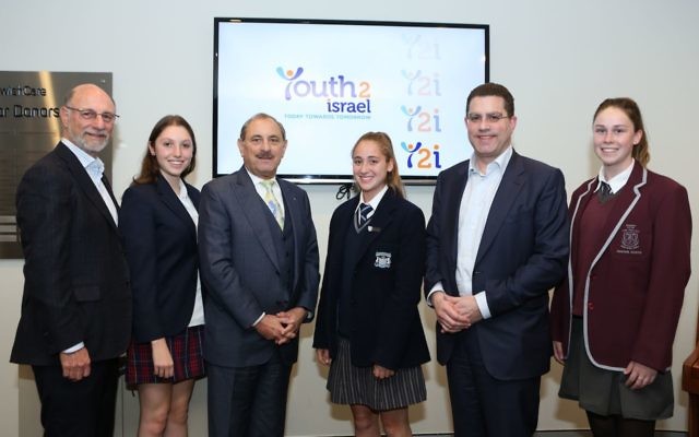 From left: Peter Philippsohn, Raelle Freinkel, Robert Goot, Keren Lax, Jeremy Dunkel and Rebecca Waalkens at the Y2i launch.