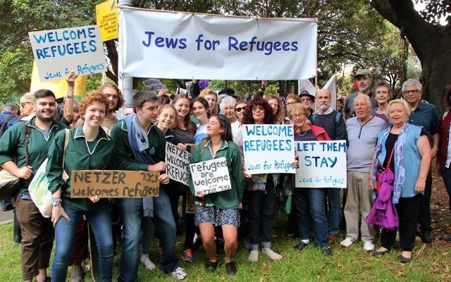 Robin Margo (far right) with other Jewish representatives at the Palm Sunday Rally for Refugees. Photo: Judy Pincus Robin Margo (far right) with other Jewish representatives at the Palm Sunday Rally for Refugees. Photo: Judy Pincus