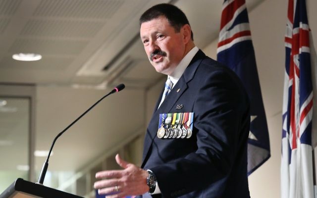 Mike Kelly addressing NAJEX’s ANZAC commemoration event last Sunday. Photo: Noel Kessel Mike Kelly addressing NAJEX’s ANZAC commemoration event last Sunday. Photo: Noel Kessel