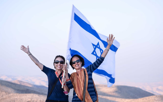 Tonia Price (left) and Karen Isman overlooking the Jordanian Desert during the recent Orah trip to Israel. Tonia Price (left) and Karen Isman overlooking the Jordanian Desert during the recent Orah trip to Israel.