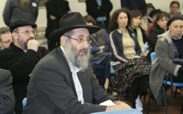 Former South Head Synagogue spiritual leader Rabbi Benzion Milecki. Former South Head Synagogue spiritual leader Rabbi Benzion Milecki.
