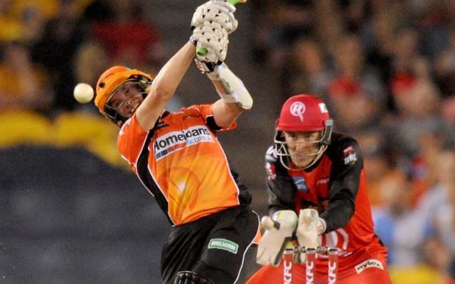 Perth Scorchers opening batsman Michael Klinger on his way to scoring 72 runs off 55 balls against the Melbourne Renegades at Etihad Stadium on December 29. Photo: AAP Image/Joe Castro