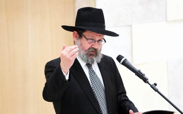 Rabbi Yitzhok Riesenberg of Central Shule Chabad.
Photo: Peter Haskin Rabbi Yitzhok Riesenberg of Central Shule Chabad.
Photo: Peter Haskin
