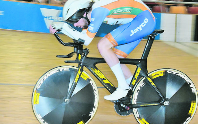 Riley Hart on his way to gold at the 2018 Victoria Elite Track Championships. Riley Hart on his way to gold at the 2018 Victoria Elite Track Championships.