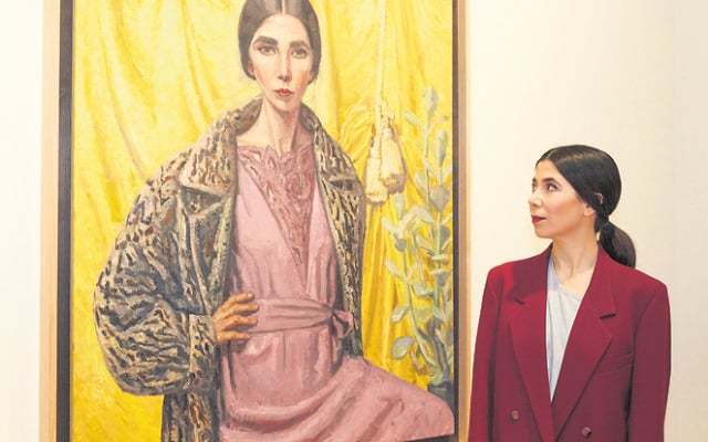 Yvette Coppersmith with her Archibald Prize-winning Self-portrait, after George Lambert. Yvette Coppersmith with her Archibald Prize-winning Self-portrait, after George Lambert.