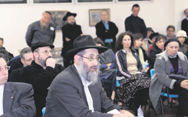 Rabbi Benzion Milecki. Rabbi Benzion Milecki.